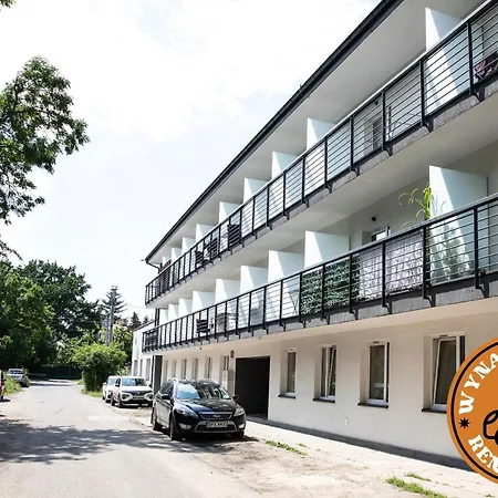 Adler - Dostep Na Kod, Parking Hotel apartamentowy Łódź